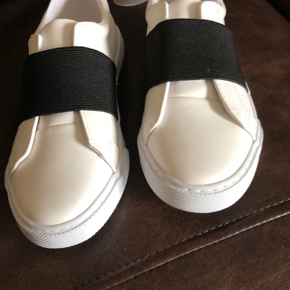 Crazy 8 kids Shoes New with tags - Picture 5 of 8